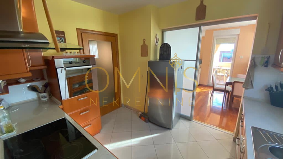Rešetari, 3S+DB ,balkon ,133 m2